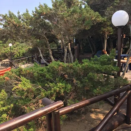 Rosa Marina Frontline 게스트하우스