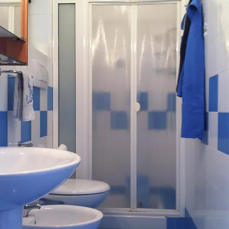 Rosa Marina Frontline 게스트하우스 *