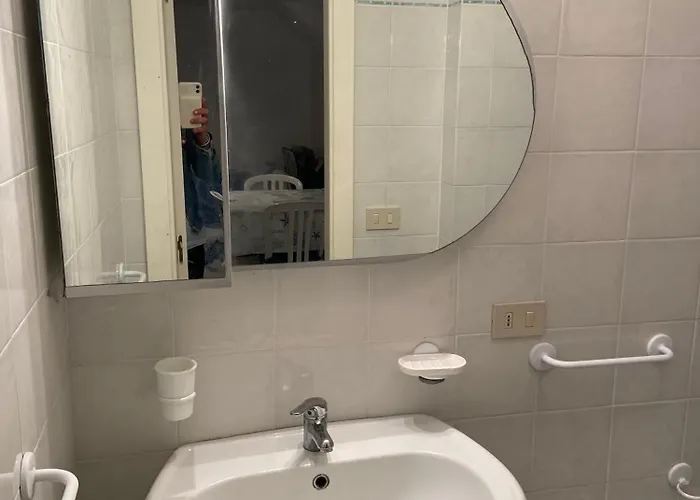 Rosa Marina Frontline אוסטוני