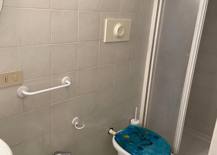 Rosa Marina Frontline בית הארחה אוסטוני