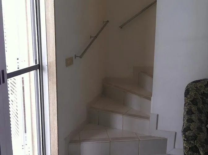 Rosa Marina Frontline אוסטוני