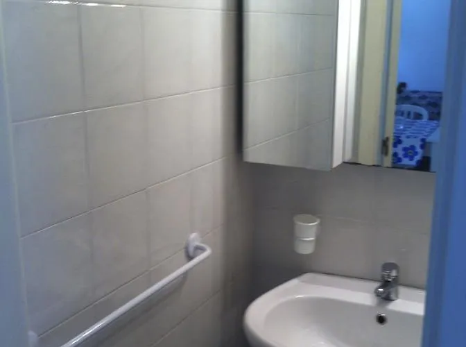 Rosa Marina Frontline בית הארחה *