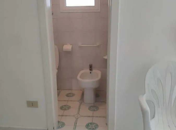 בית הארחה Rosa Marina Frontline *